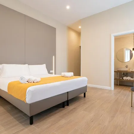 Dimora Duomo Pensión Nápoles